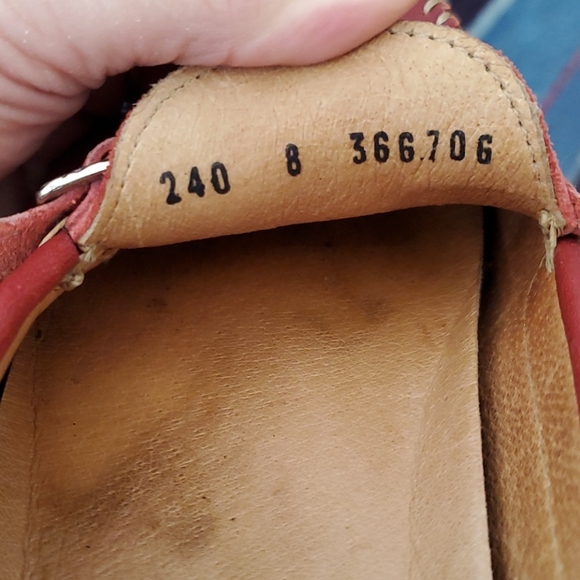 Ladies Red Leather Minnetonka Moccasins sz. 8 - Picture 5 of 7